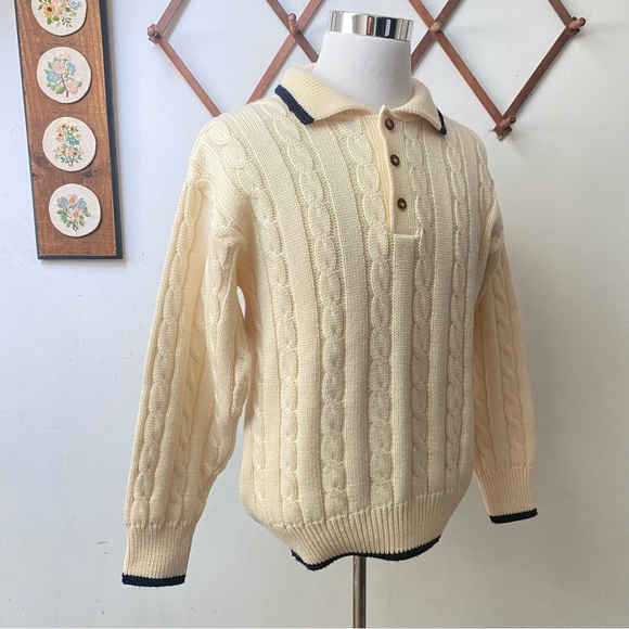 Vintage Cream Wool Cableknit Sweater - Picture 6 of 13